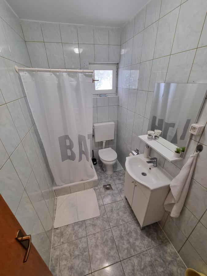 ביוגראד נה מורו Apartments Lili מראה חיצוני תמונה